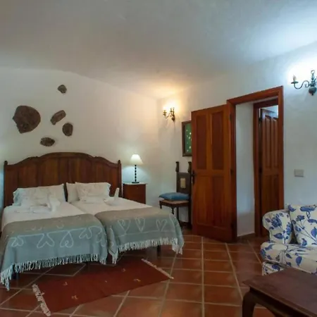 - Cueva Del Pastor Farmház Artenara